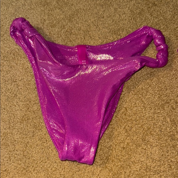 Skims Liquid Shine Swim Knotted Cheeky Tanga Bottom - Picture 1 of 1